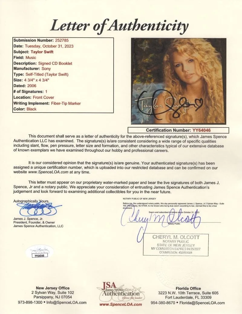 Taylor Swift — Taylor Swift Signed Autograph Self Titled Framed CD Display - Ready to Hang! JSA, image 3