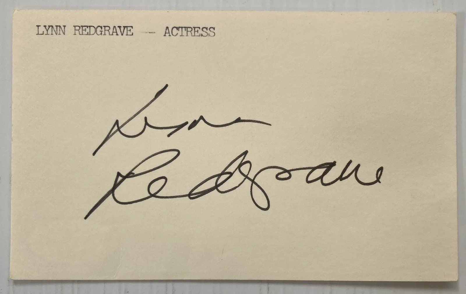 Lynn Redgrave — Actress Lynn Redgrave Signed Autograph 3x5 Index Card - JSA Cert - FREE S&H!, image 2