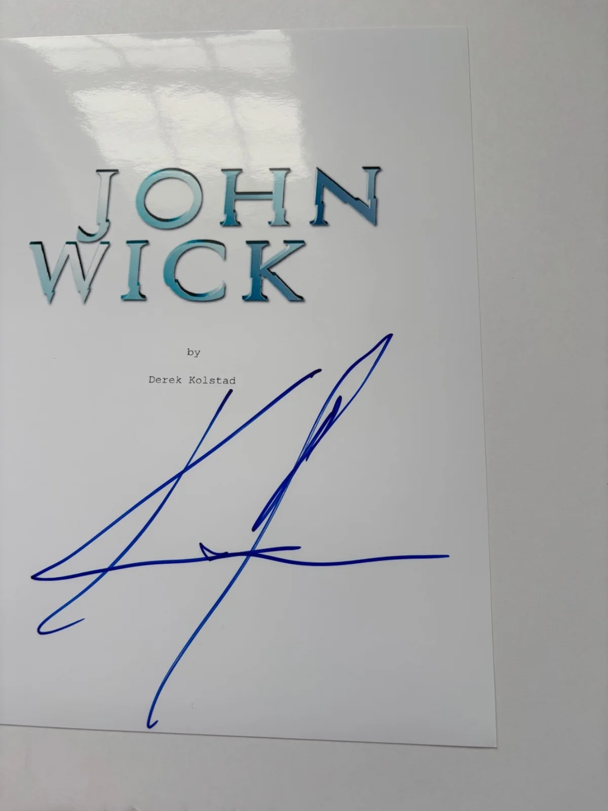 KEANU REEVES SIGNED JOHN WICK MOVIE SCRIPT COVER DOGSTAR MATRIX ACTOR BAS, image 2