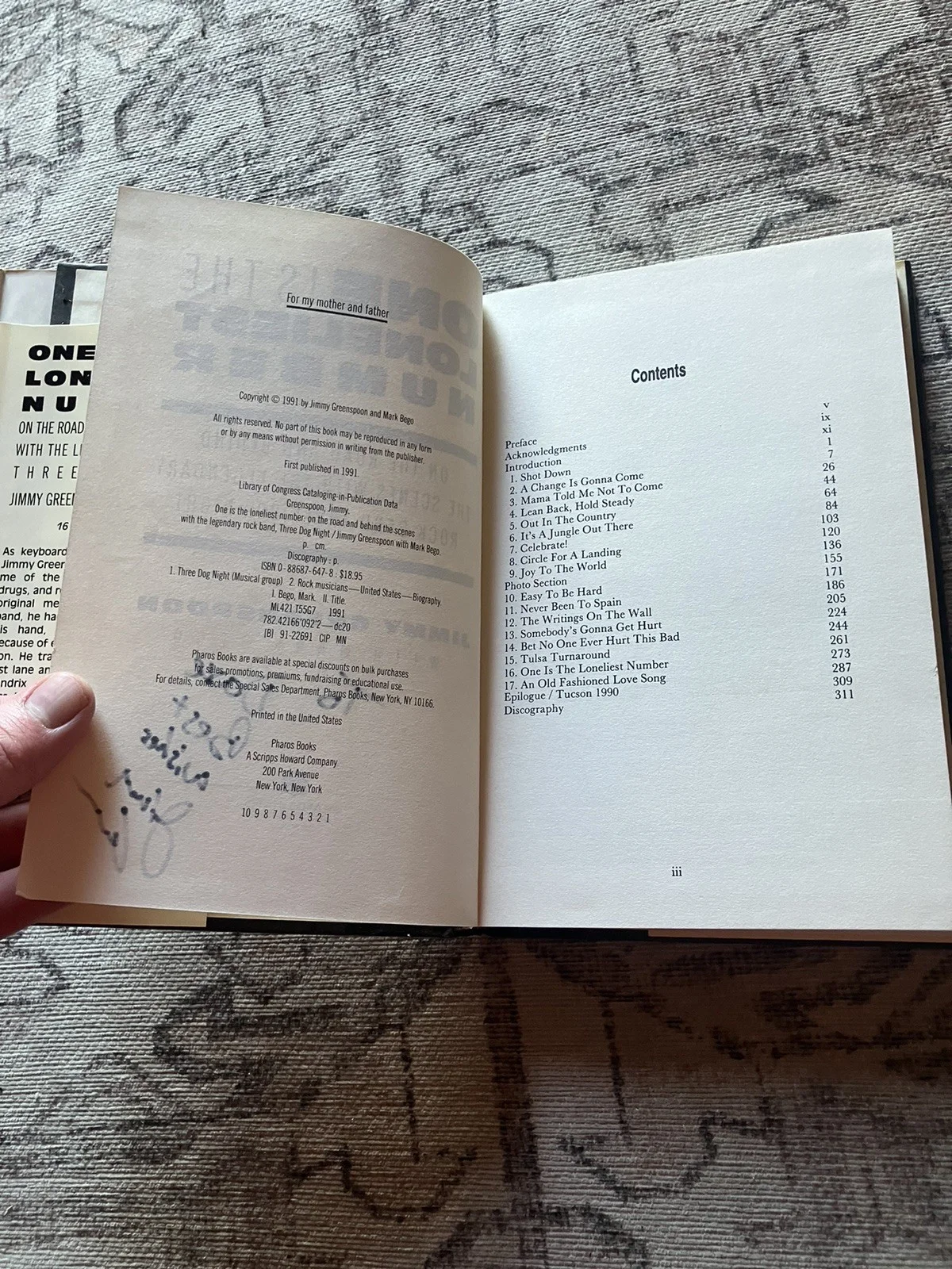 THREE DOG NIGHT SIGNED BOOK - JIMMY GREENSPOON, DANNY WELLS, CORY HUTTON, изображение 4