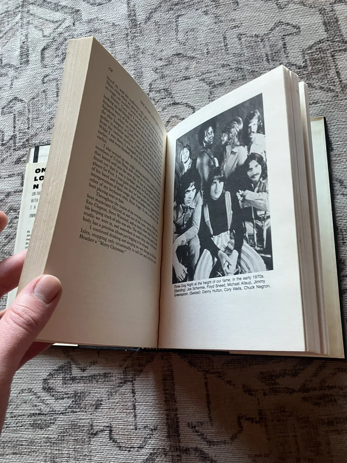 THREE DOG NIGHT SIGNED BOOK - JIMMY GREENSPOON, DANNY WELLS, CORY HUTTON, изображение 5