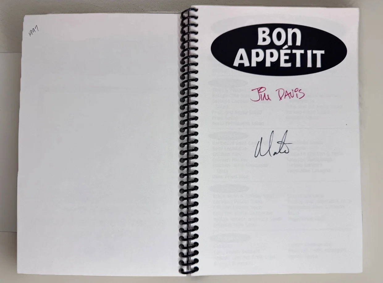 Jim Davis — Jim Davis Signed Garfield “Chez Paws” Cookbook 1997 PAWS Betty Davis Recipe, image 2