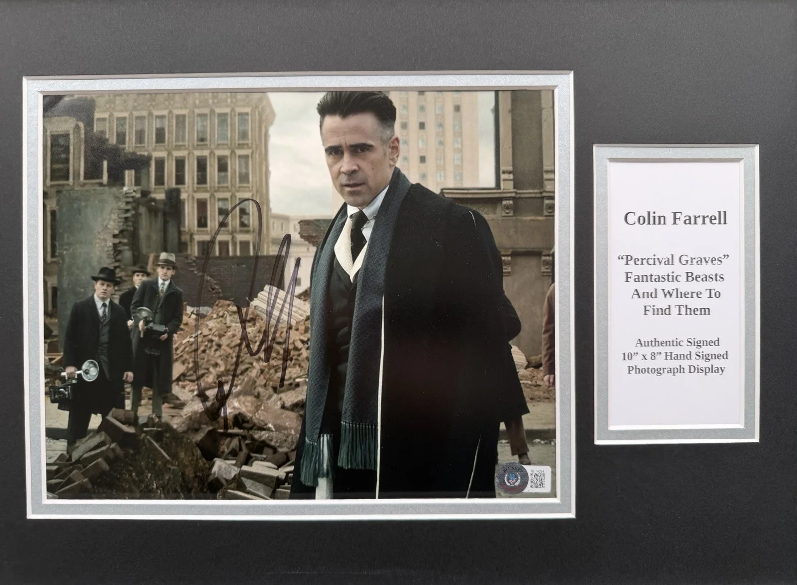 Colin Farrell “Percival Graves” Fantastic Beasts Signed Framed 16” X 12” Display, image 2