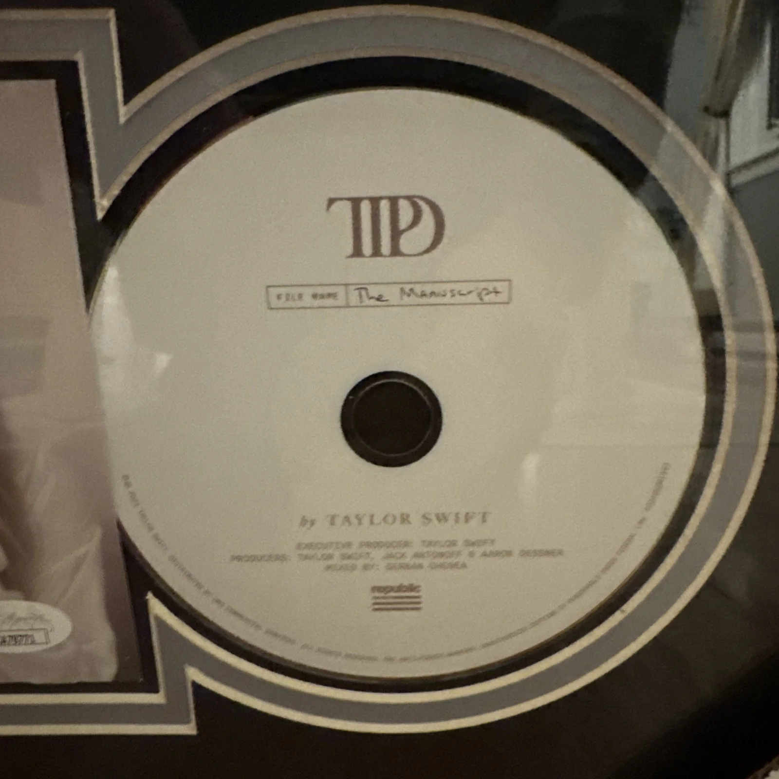 Taylor Swift Signed "The Tortured Poets Dept" Framed CD Insert Display (JSA), image 3