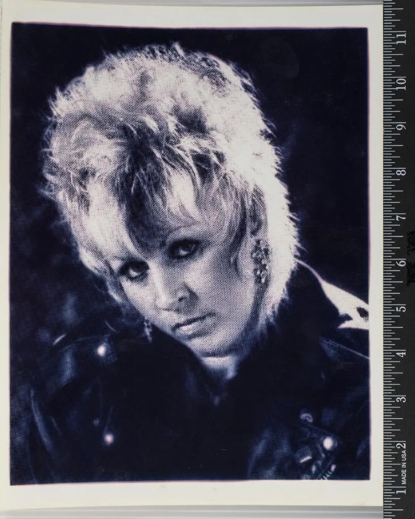 Leslee Bird Anderson Autograph Signed 8x10 Promotional Promo Photo, изображение 2