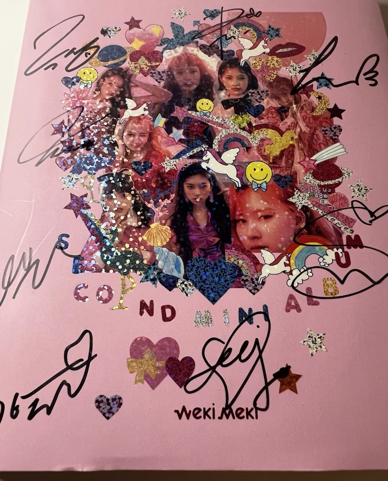 Weki Meki 2nd Mini Album Lucky Autographed CD with Photocards & Stickers, image 2
