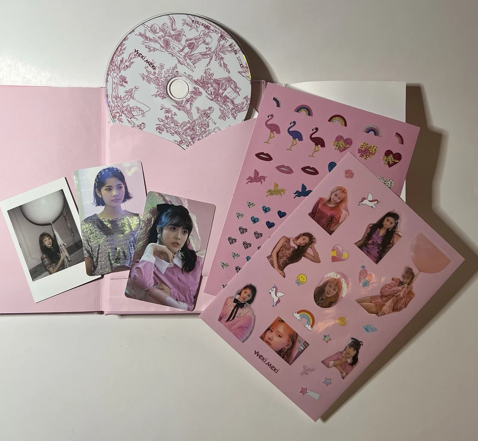Weki Meki 2nd Mini Album Lucky Autographed CD with Photocards & Stickers, image 3