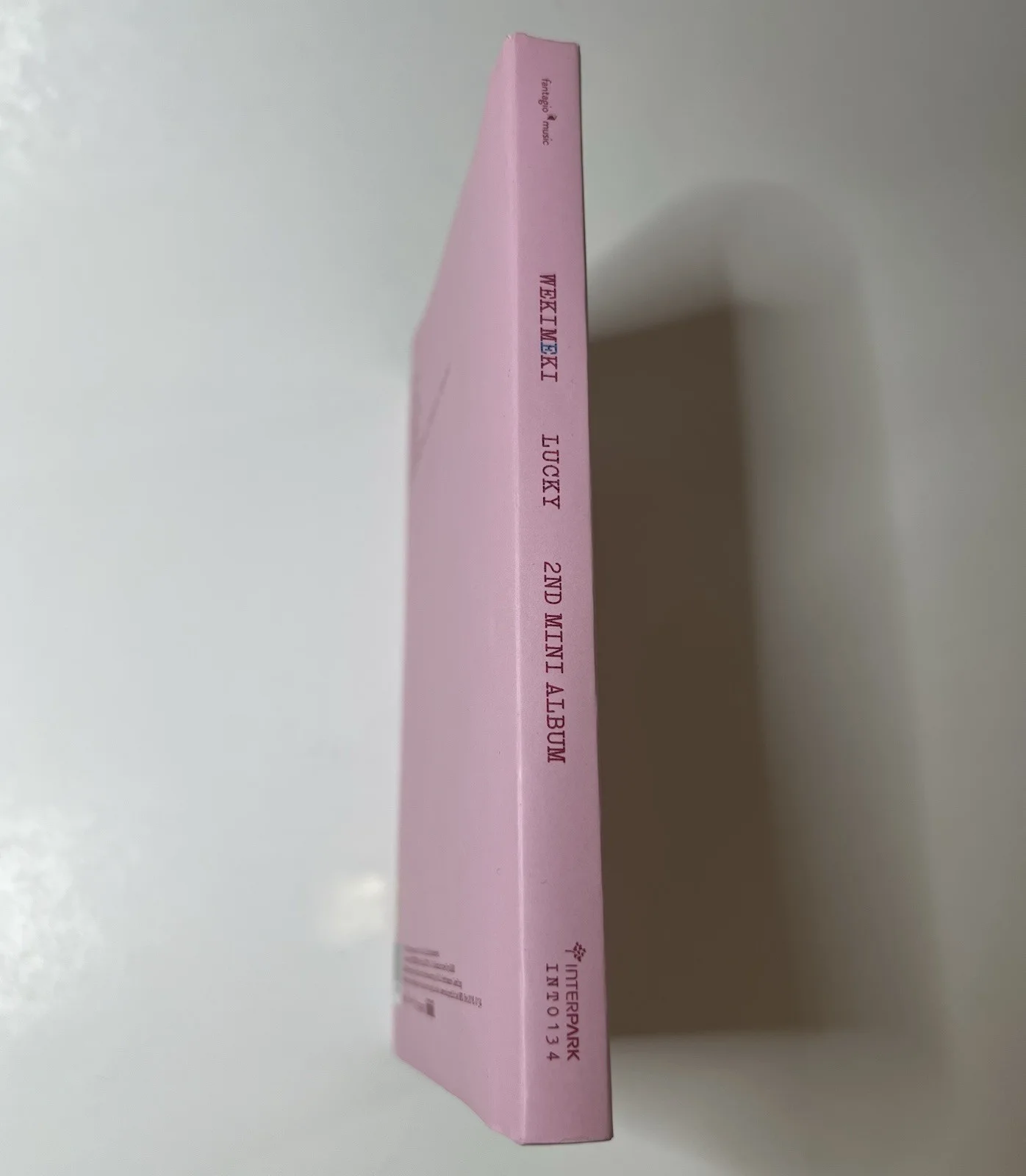 Weki Meki 2nd Mini Album Lucky Autographed CD with Photocards & Stickers, image 4