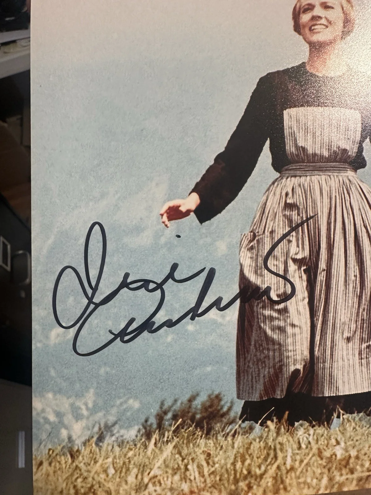 Julie andrews autographed 8x10 photo with COA, image 2