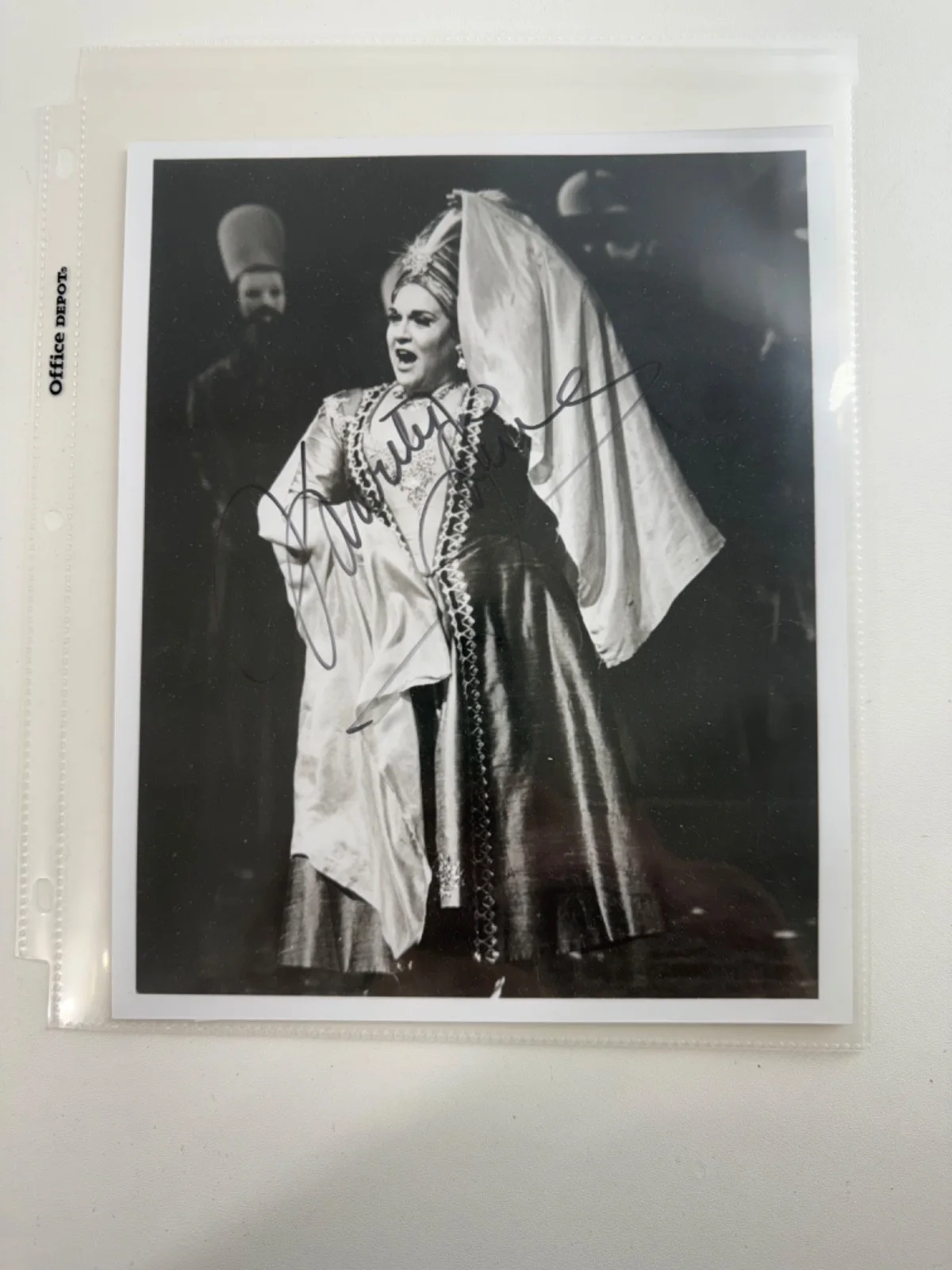 Signed Marilyn Horne Opera Photo W/ 1993 La Scala Autographs Invoice-Vintage, image 2