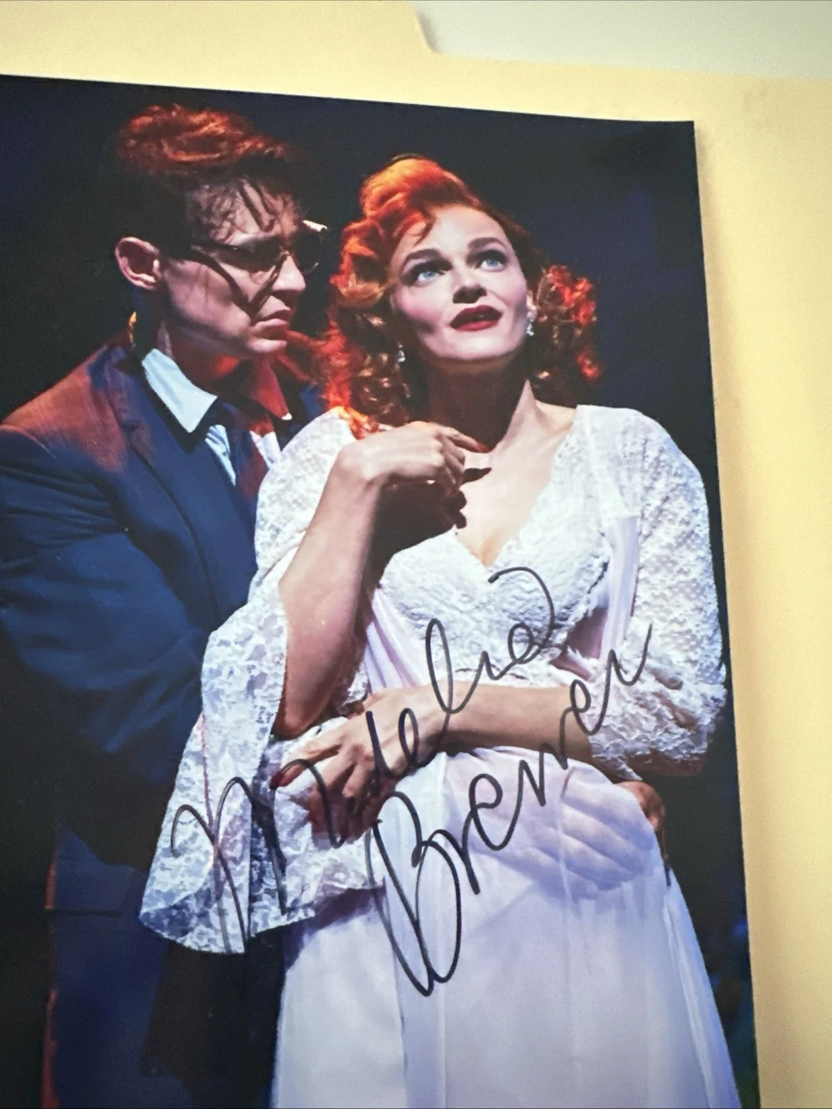Madeline Brewer Little Shop Of Horrors Autographed 8x10 Photo, изображение 2