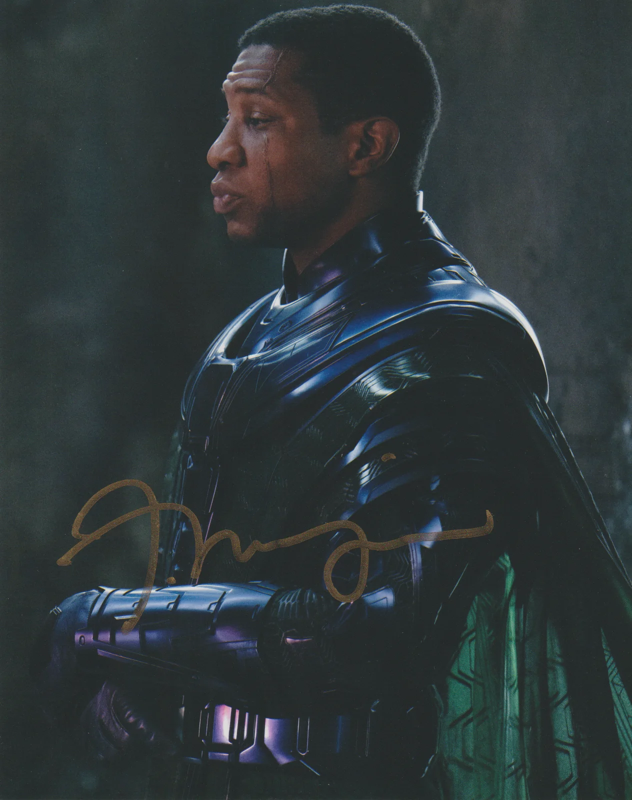 JONATHAN MAJORS — JONATHAN MAJORS SIGNED 8X10 COLOR PHOTO ANTMAN & THE WASP QUANTUMANIA AUTOGRAPH