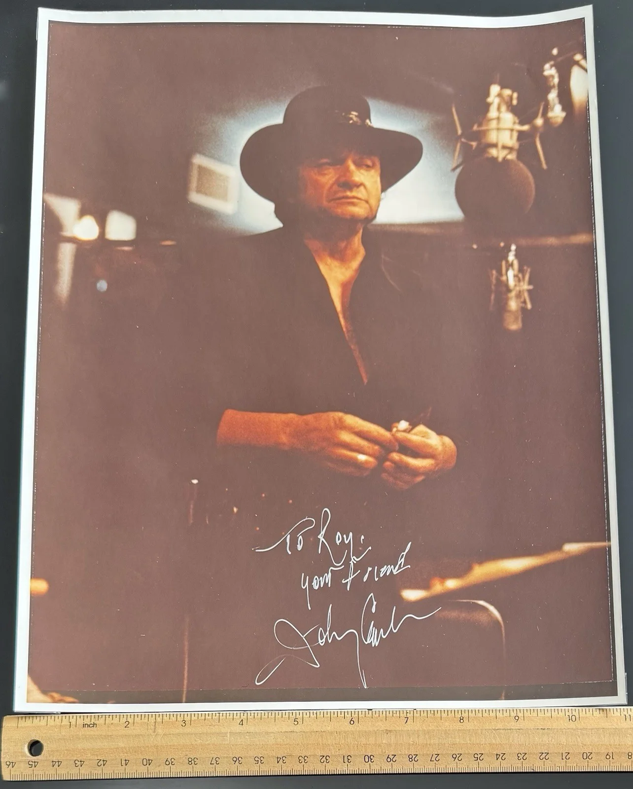 Johnny Cash, Autographed Photo, 11”x14”, Personalized “to Roy”, Silver Pen, Good, изображение 2