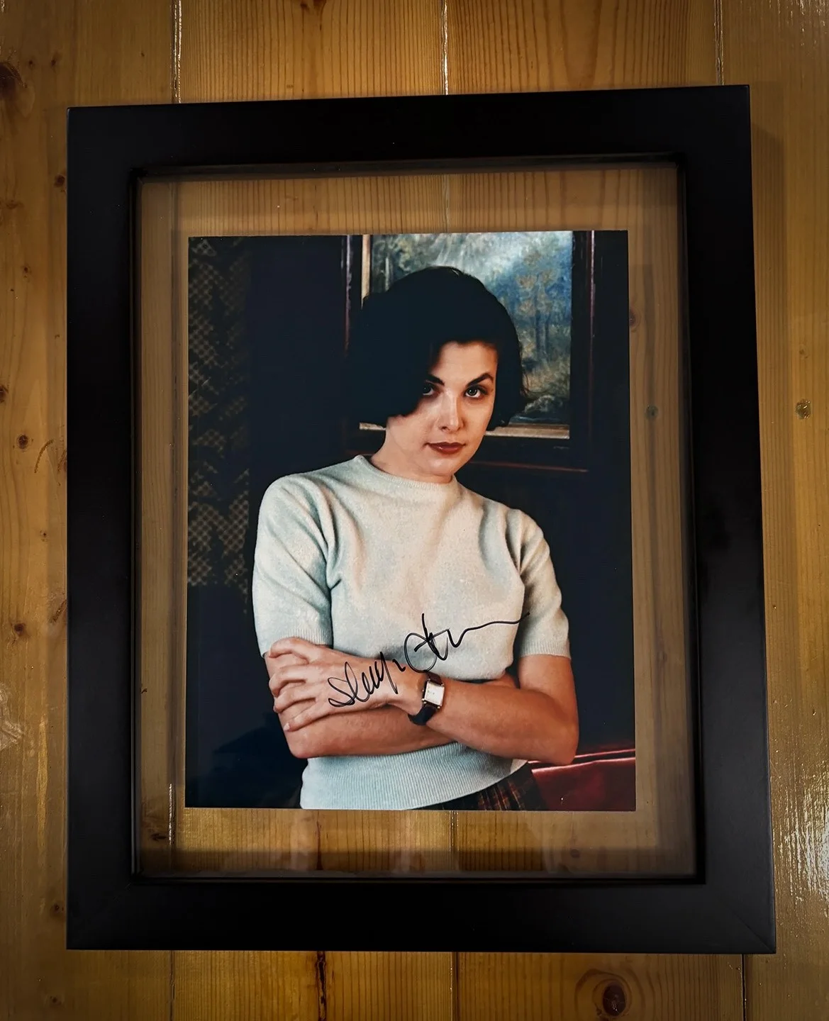 Sherilyn Fenn — Sherilyn Fenn. Twin Peaks. Autographed signed photo. Framed. Audrey Horne