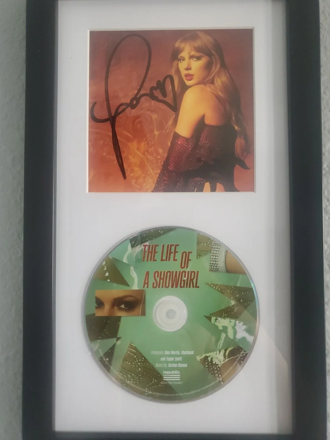 Taylor Swift The Life Of A Showgirl Signed Cd 3 Double Cat Heart, изображение 3