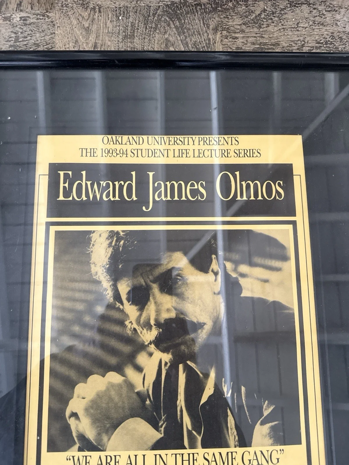 Edward James Olmos Signed 1993 Oakland University Lecture Poster Framed, изображение 4