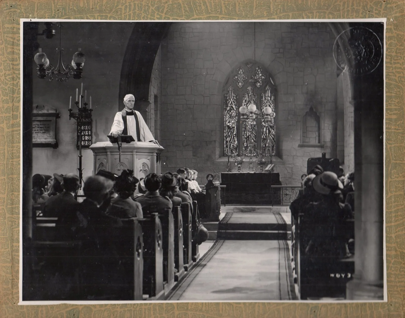 I’LL WALK BESIDE YOU 1943 Richard Bird, Lesley Brook, Percy Marmont 9 STILLS, image 2