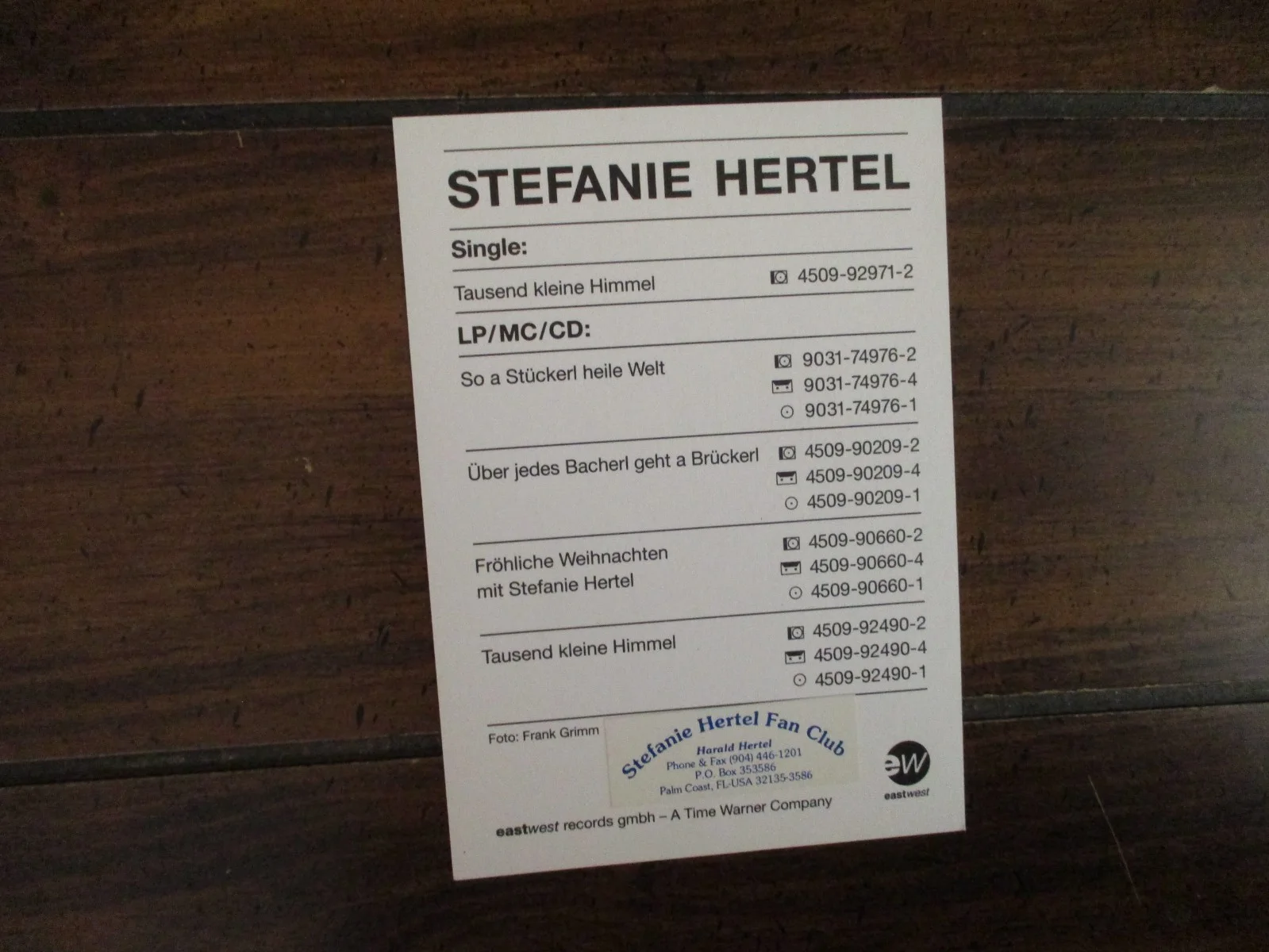STEFANIE HERFEL (Singer & TV Presenter) Signed 4 x 6 Glossy Color Photo/Card, изображение 2