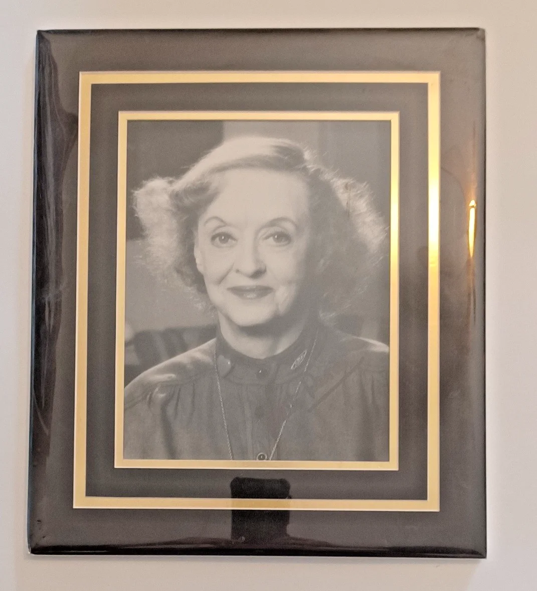 Bette Davis — Bette Davis Signed 8x10 Portrait Photo – Vintage Hollywood Autograph, изображение 2