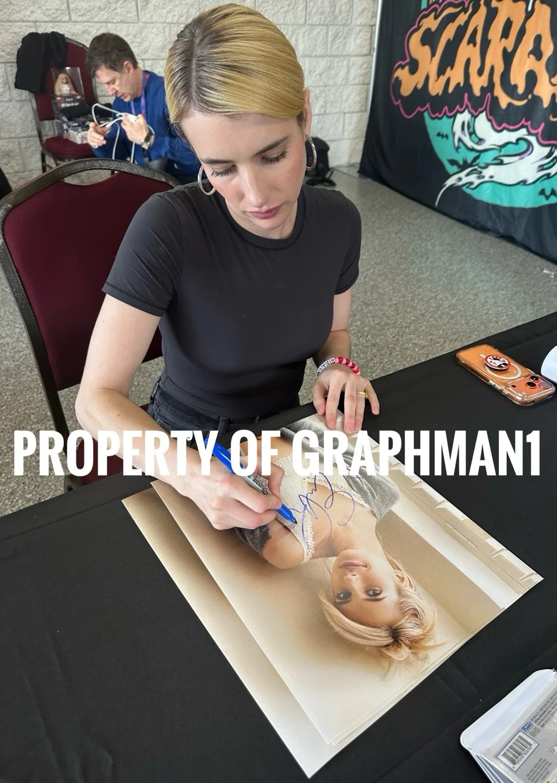 Emma Roberts — Emma Roberts Autographed Pinup Modeling 11x14 Photograph !, изображение 2