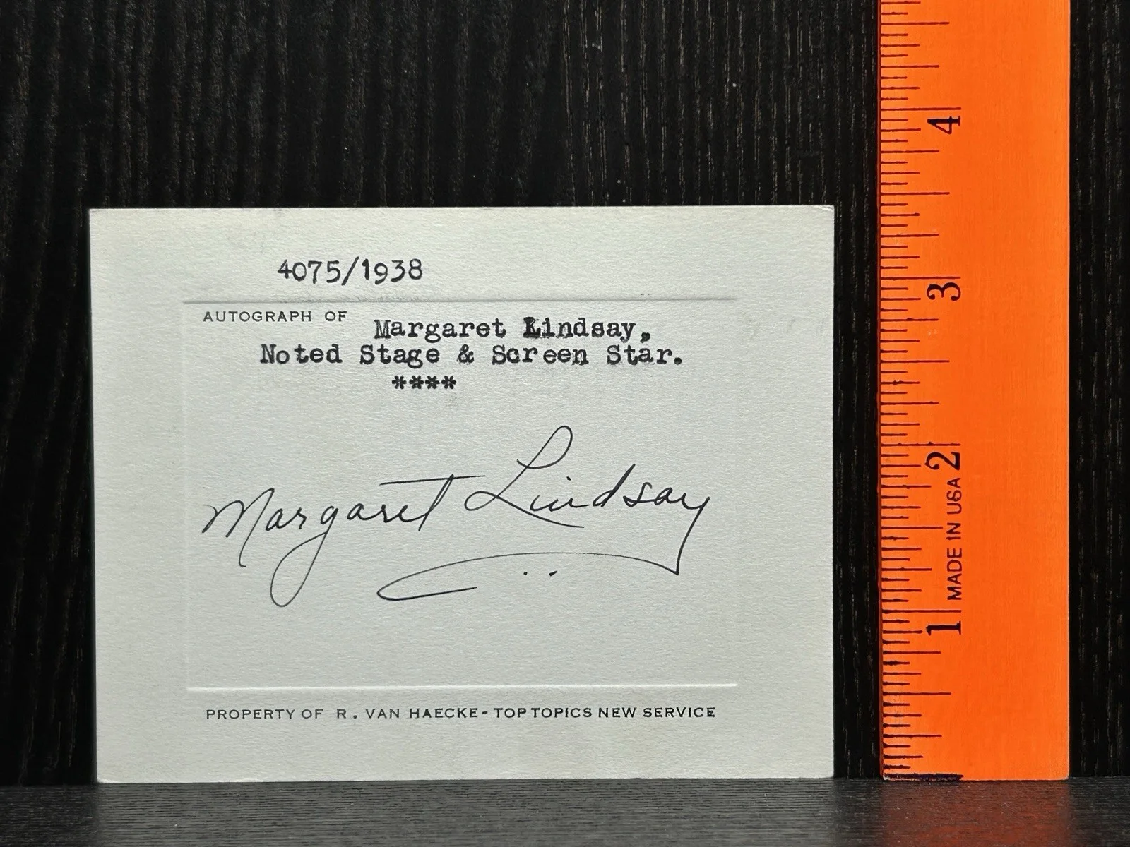 Margaret Lindsay — MARGARET LINDSAY (d.1981) SIGNED CARD * JSA COA Autograph HOUSE OF SEVEN GABLES, изображение 2