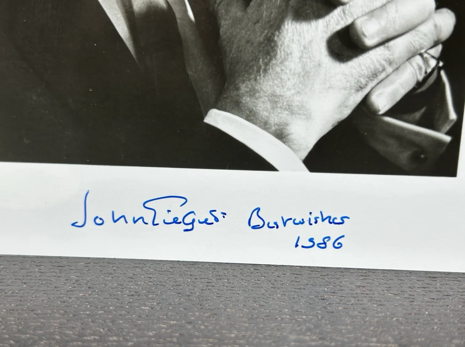 John Gielgud — SIR JOHN GIELGUD HAND SIGNED PHOTO * JSA COA English Actor Autograph * ARTHUR, image 3