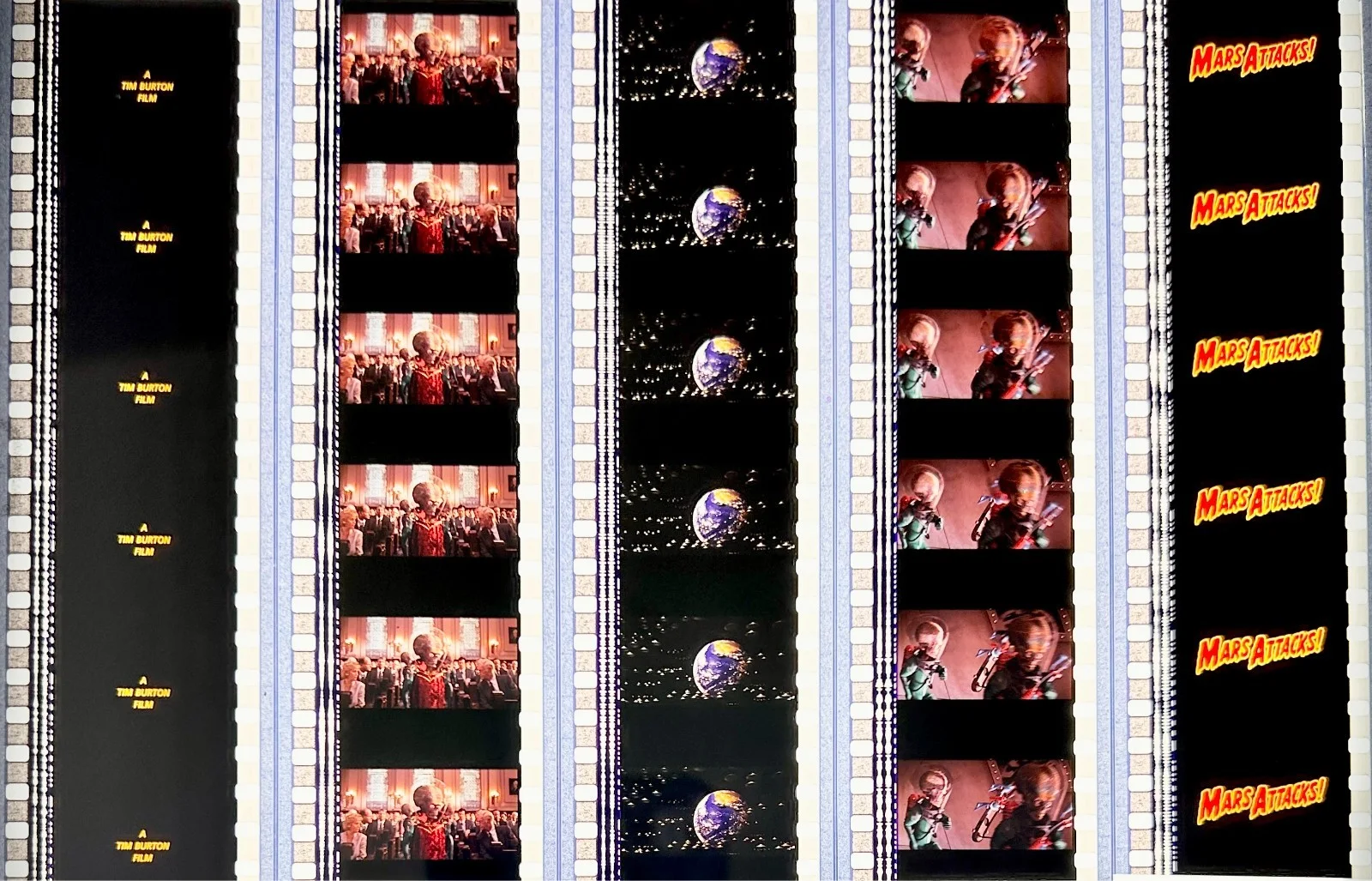 Tim Burton's Mars Attacks! 1996 Very Rare Unmounted Genuine 35mm Film Cells, image 5