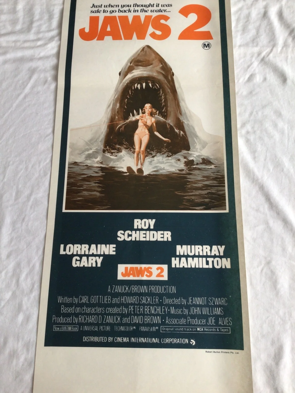Jaws 2 Original 1978 Australian Daybill movie poster mint unused condition, image 2