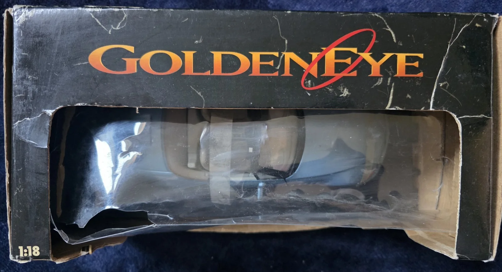 UT Models James Bond BMW Z3 1:18 scale model from the movie Goldeneye Die Cast, изображение 3