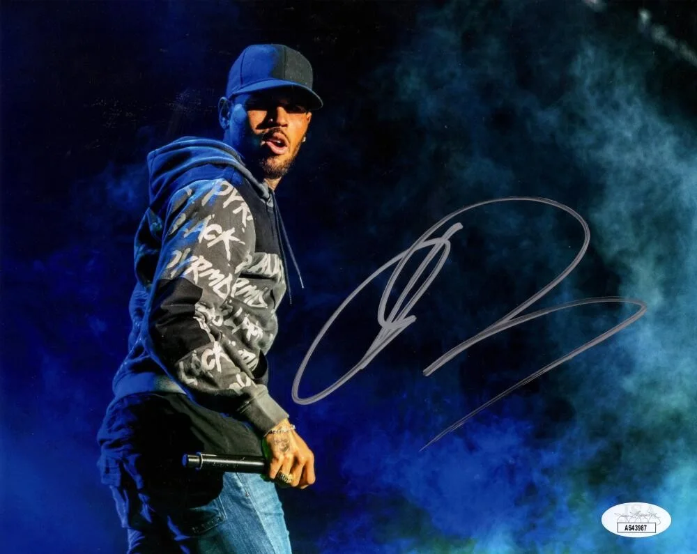Chris Brown — Chris Brown Signed Autograph 8x10 Photo - Run It Forever Kiss Kiss Singer w/ JSA