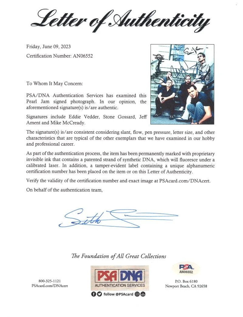 Jeff Ament, Stone Gossard, Mike McCready, Eddie Vedder — Pearl Jam Band Signed Autograph 8x10 Photo Eddie Vedder Jeff Mike Stone PSA COA, изображение 2