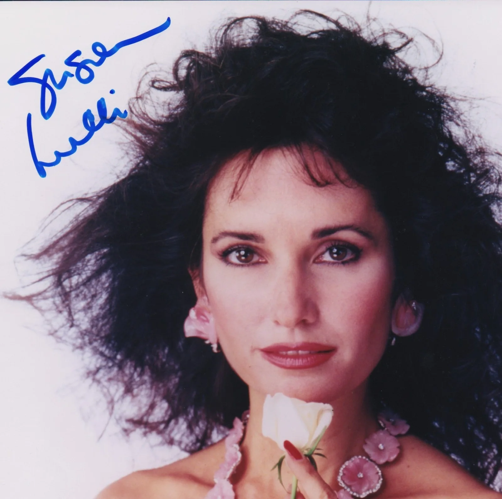 SUSAN LUCCI hand-signed ALL MY CHILDREN 8x10 uacc rd coa GORGEOUS COLOR CLOSEUP, изображение 2