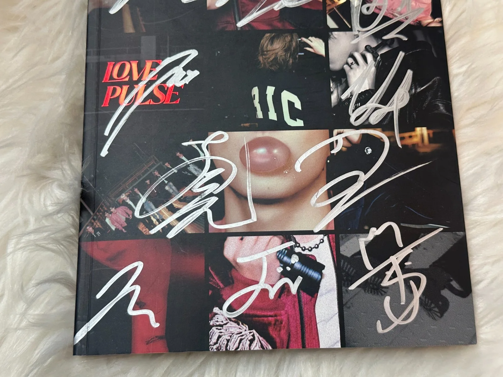 TREASURE - ALL MEMBER Signed PROMO ALBUM, изображение 4