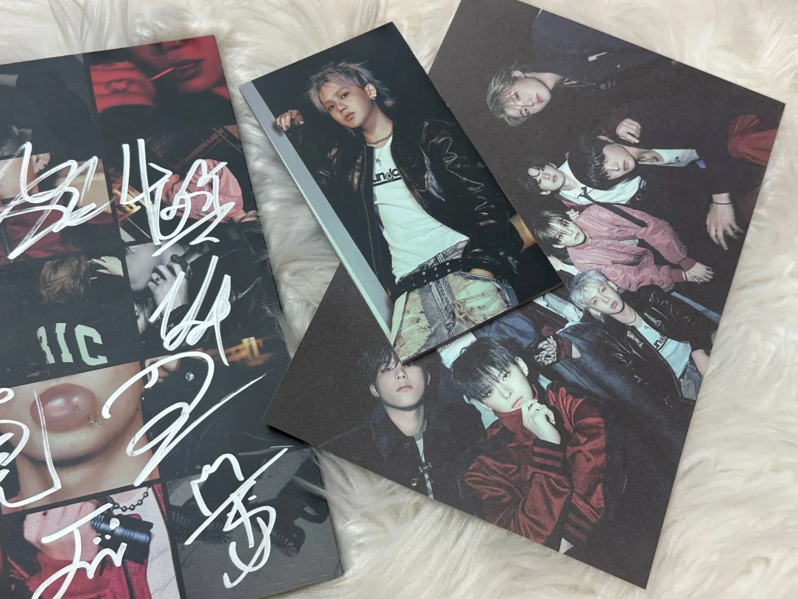 TREASURE - ALL MEMBER Signed PROMO ALBUM, изображение 5