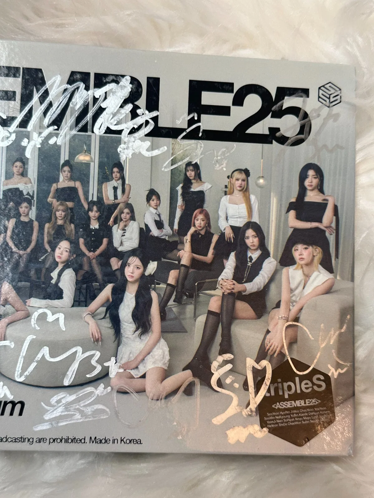 TRIPLE S - ALL MEMBER Signed PROMO ALBUM, image 3