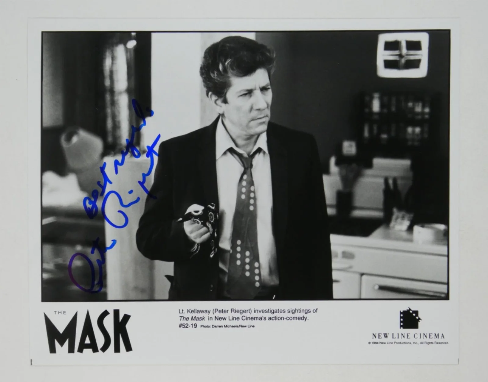 Peter Riegert — Peter Riegert Signed B&W 8x10 Promo Photo The Mask Autographed