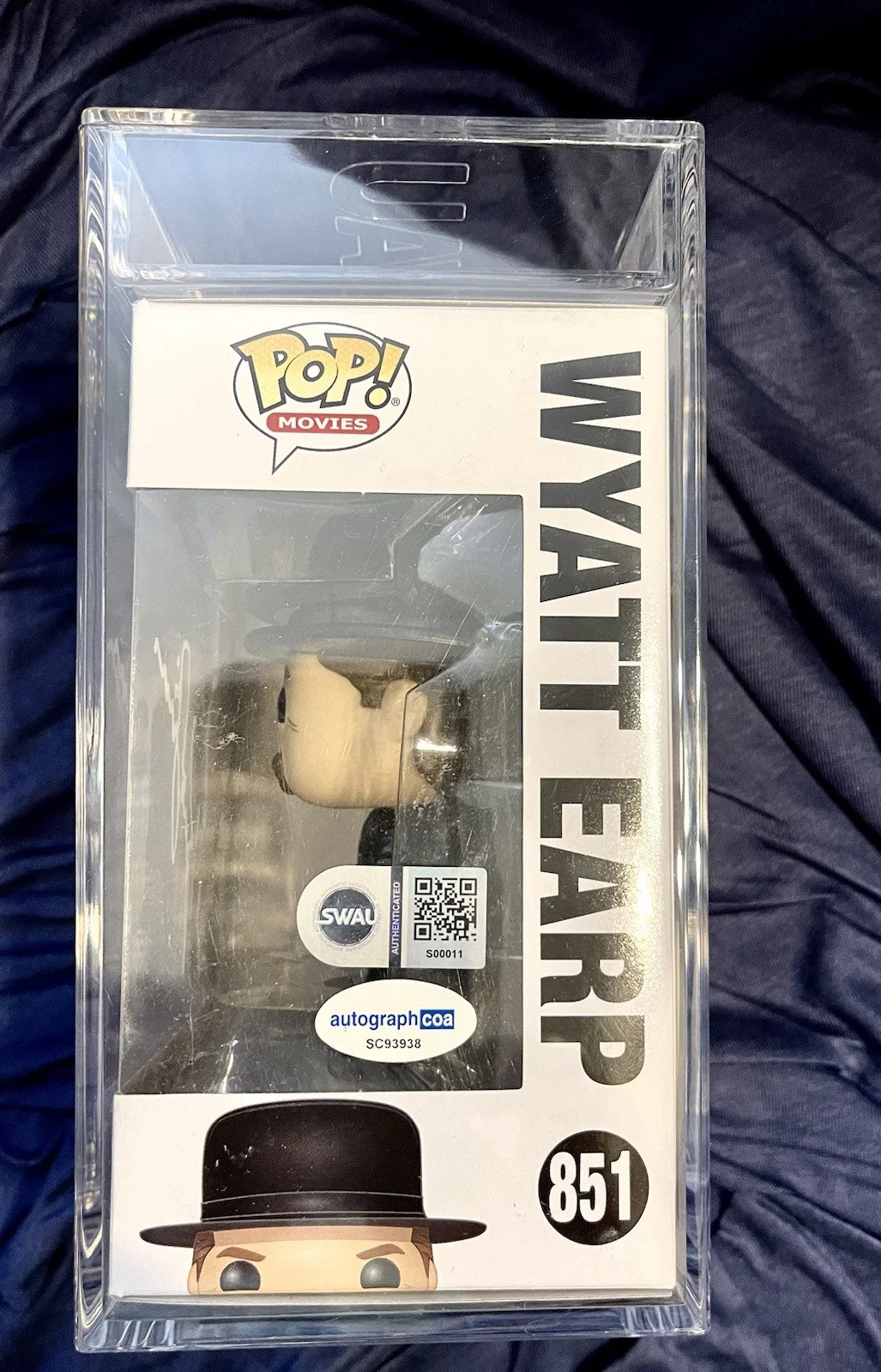 Kurt Russell — Kurt Russell Wyatt Earp Tombstone 851 Signed Funko Pop JSA Letter Graded￼, изображение 2