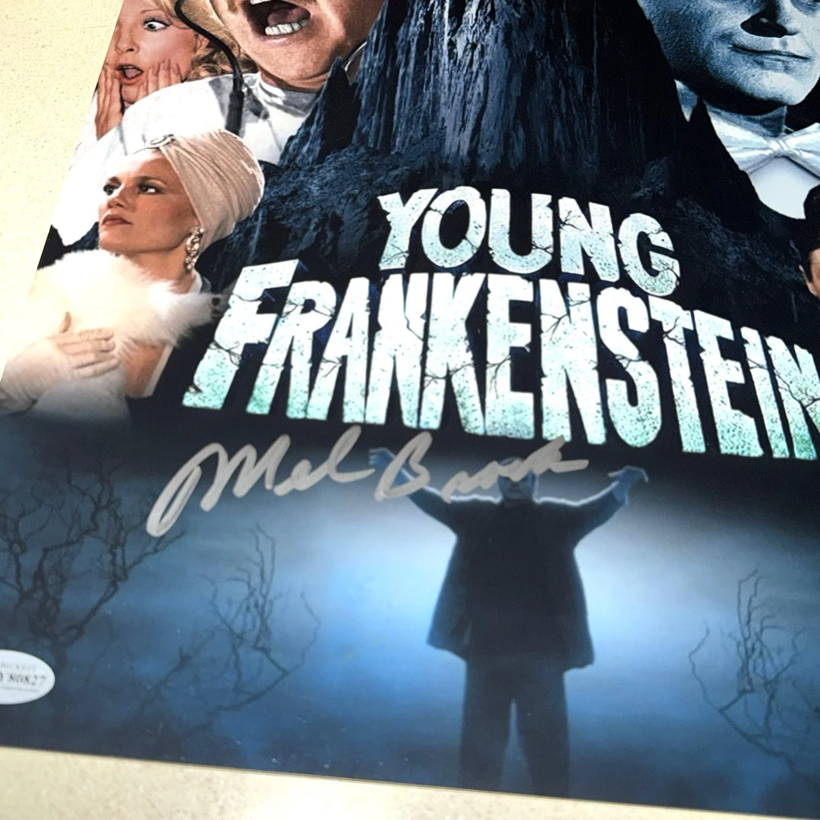 Mel Brooks — COMEDIAN MEL BROOKS signed autographed 12X18 YOUNG FRANKENSTEIN FILM BECKETT COA, изображение 2