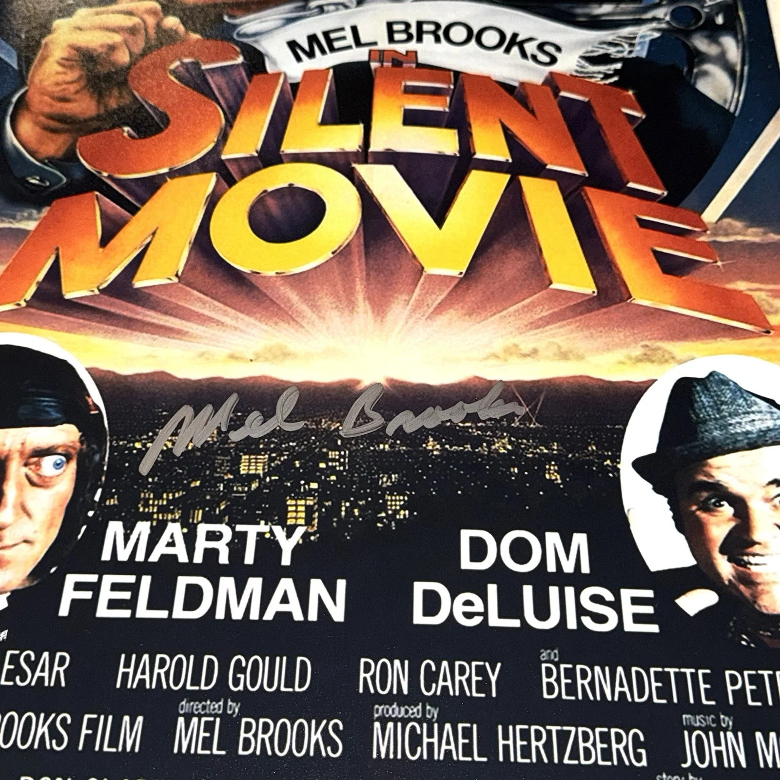 Mel Brooks — COMEDIAN MEL BROOKS signed autographed 12X18 SILENT MOVIE BECKETT BAS COA, image 2