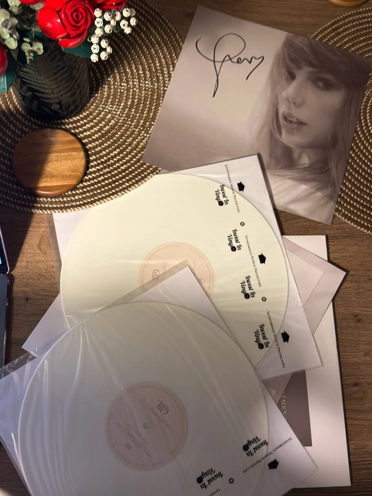 SIGNED | Taylor Swift - The Tortured Poets Department TTPD Vinyl, изображение 2