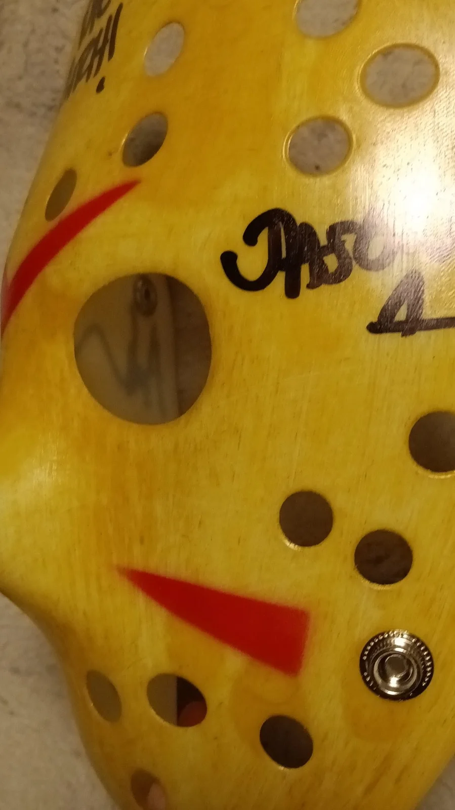 Signed Hockey Mask 3x by Ari Lehman actor who played Jason Voorhees, изображение 3
