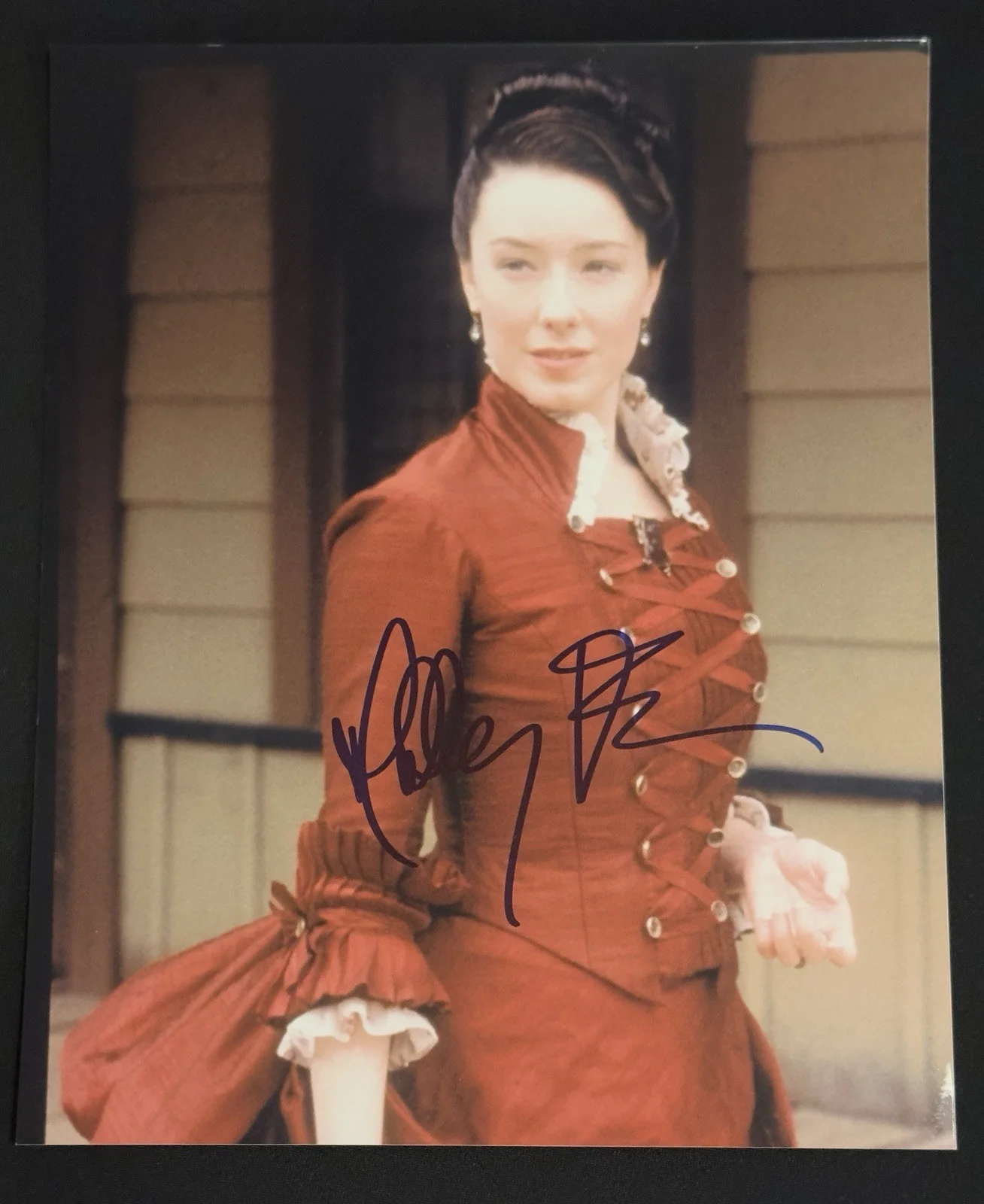 Molly Parker — Molly Parker Autographed 8x10 Photo with COA