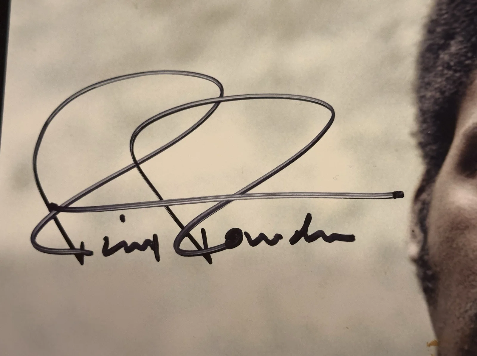 Richard Roundtree Autographed 8x10 Photo, image 2