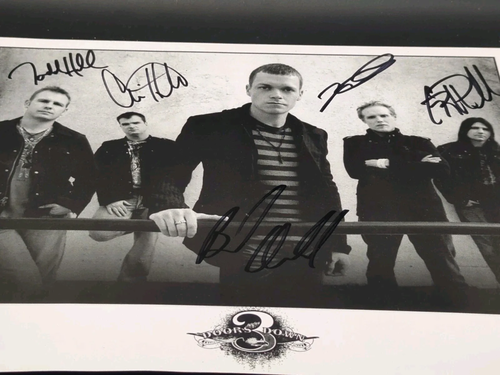 3 Doors Down Signed 8x10 Autographed Photo Brad Arnold Full Band Unused Ticket, изображение 2