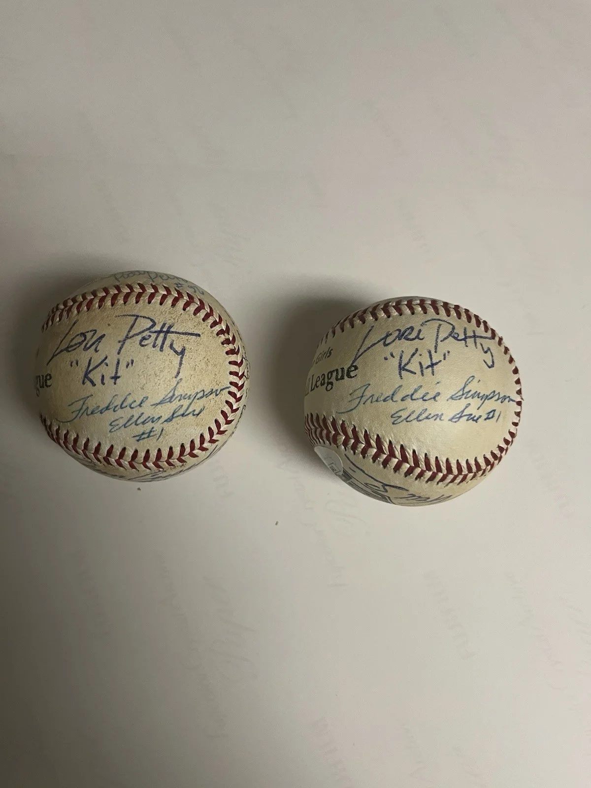 Autographed League Of Their Own Movie Baseball Signed By 8 JSA Sticker 259 Each, изображение 5