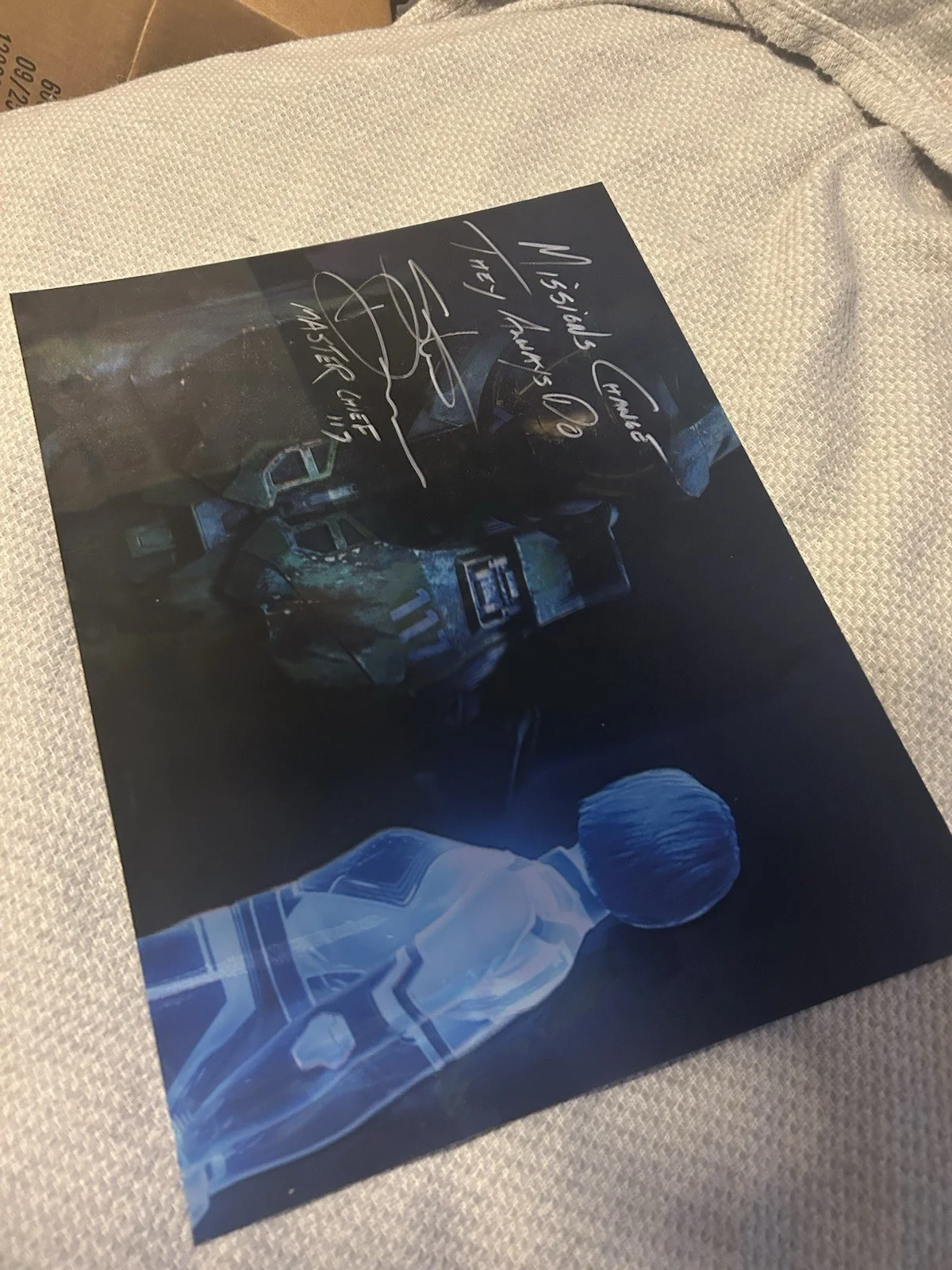 Steve Downes — 3D Poster, Master Chief And The Weapon/ Chief n Cortana Signed By Steve Downes., изображение 4