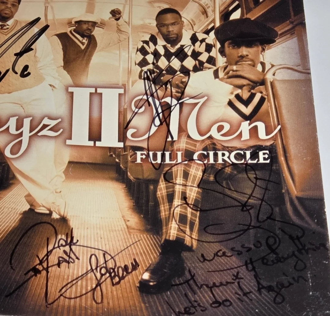 Boyz II Men Autographed CD Booklet, McCary Wanya & Nathan Morris Shawn Stockman, изображение 2