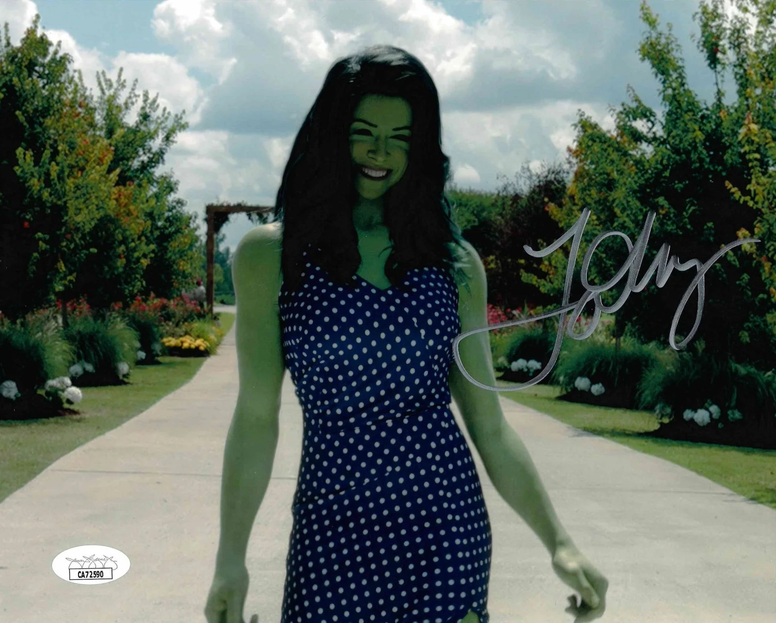Tatiana Maslany — Tatiana Maslany Authentic Signed Color 8x10 Satin Photo She Hulk JSA COA