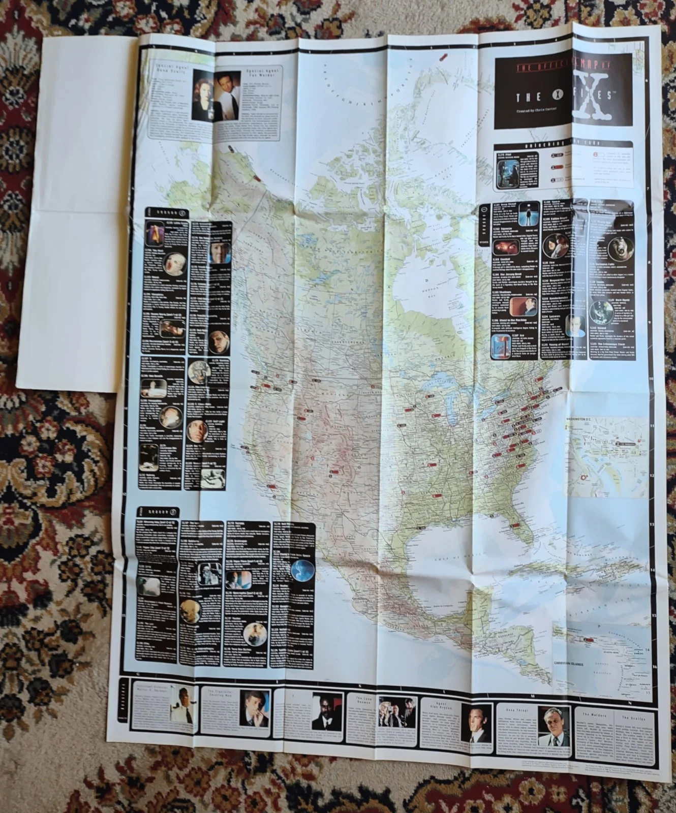 Duchovny, Anderson — The Official Map of The X-Files signed by Duchovny and Anderson w/ bonus prop, изображение 4