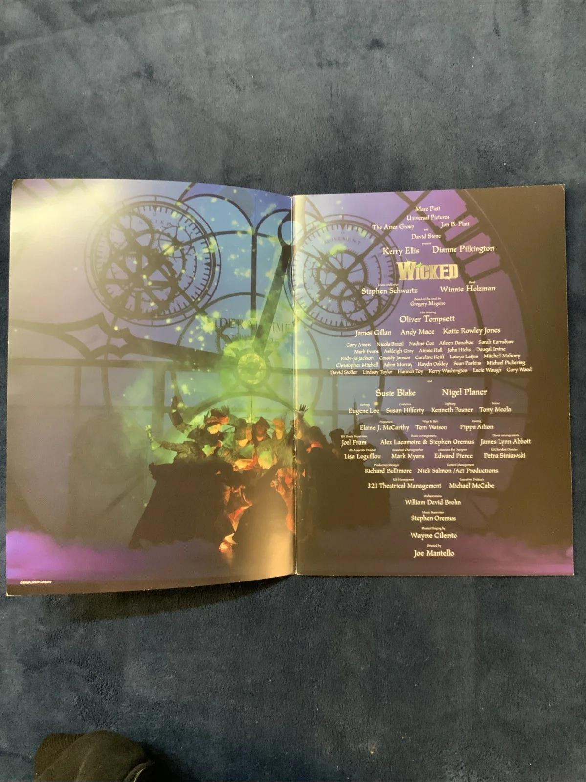 WICKED MUSICAL SIGNED AUTOGRAPHED PROGRAM TICKET STUB THEATER ROYAL DRURY LANE, image 2